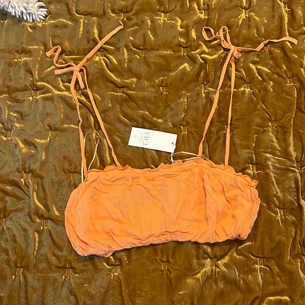 SO CUTE ORANGE/CORAL top!!! Perfect for beach!!!!